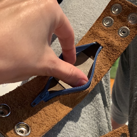 Peace bracelet made in New York zipper pocket 100% genuine leather - Picture 7 of 7